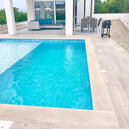 House Vila *