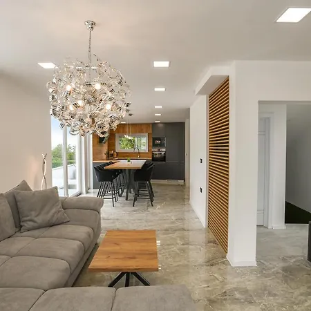 House Villa *